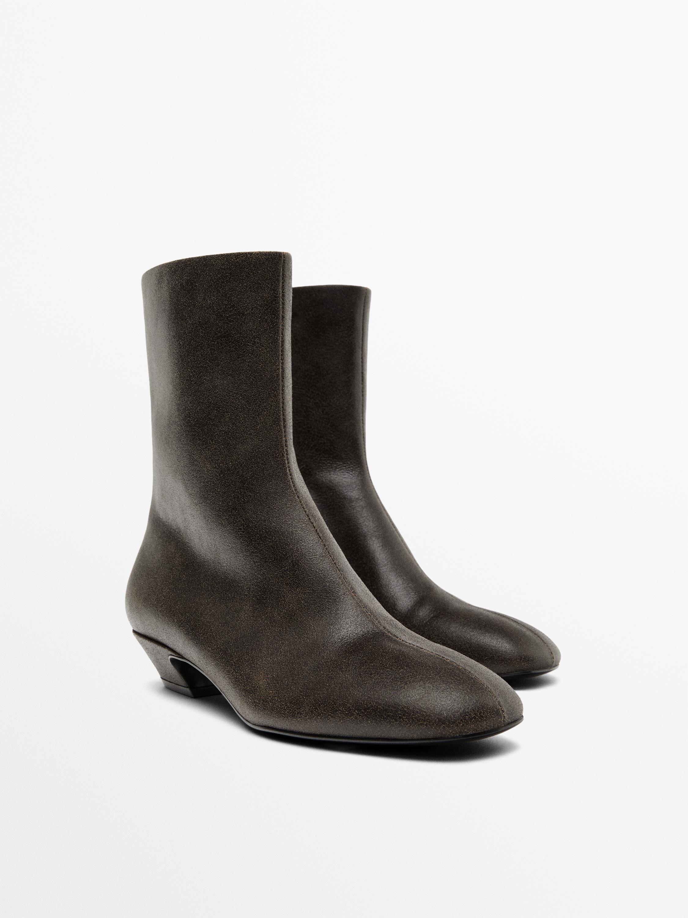 Leather heeled ankle boots